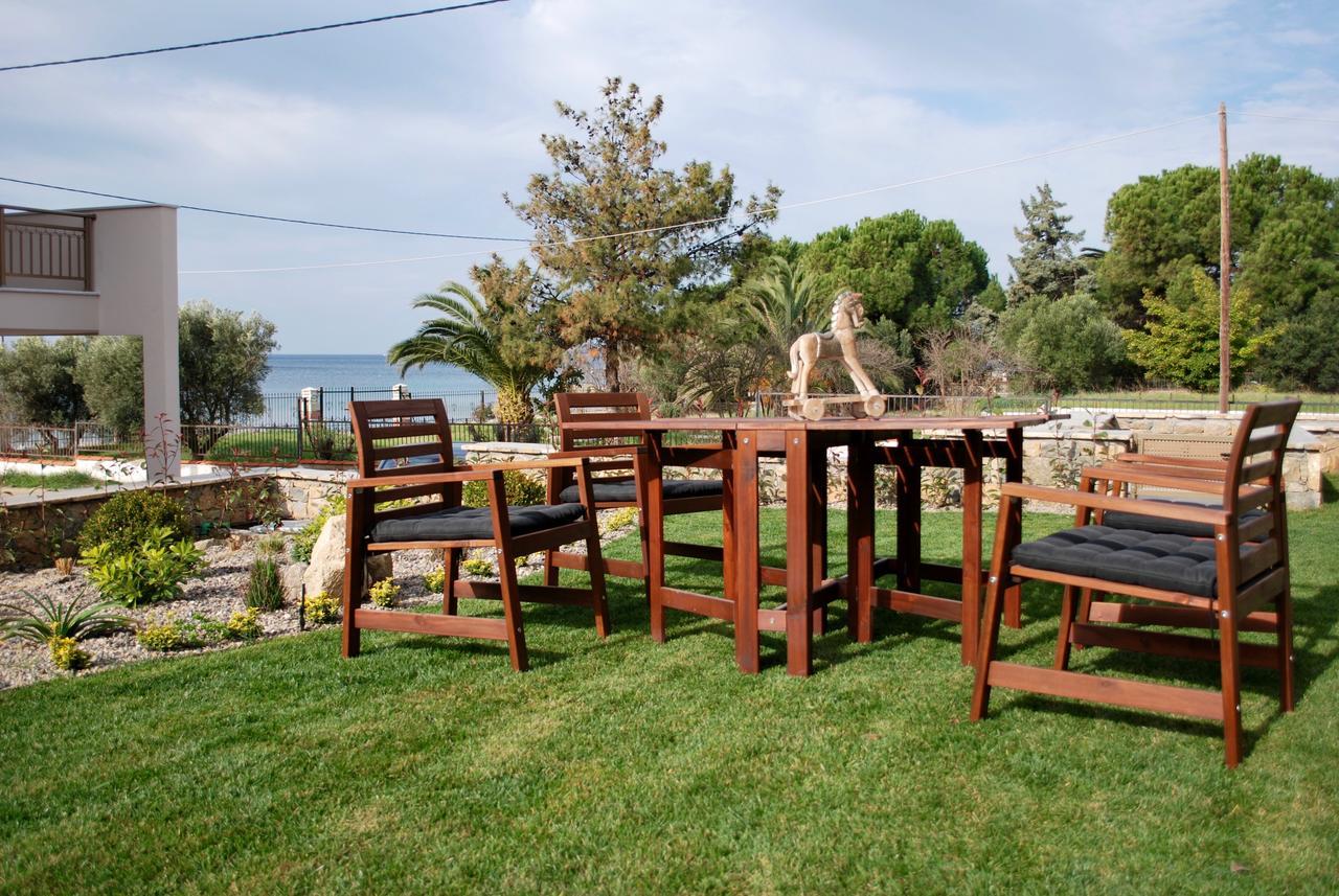 Royalty Suites Seaside Νικήτη Εξωτερικό φωτογραφία