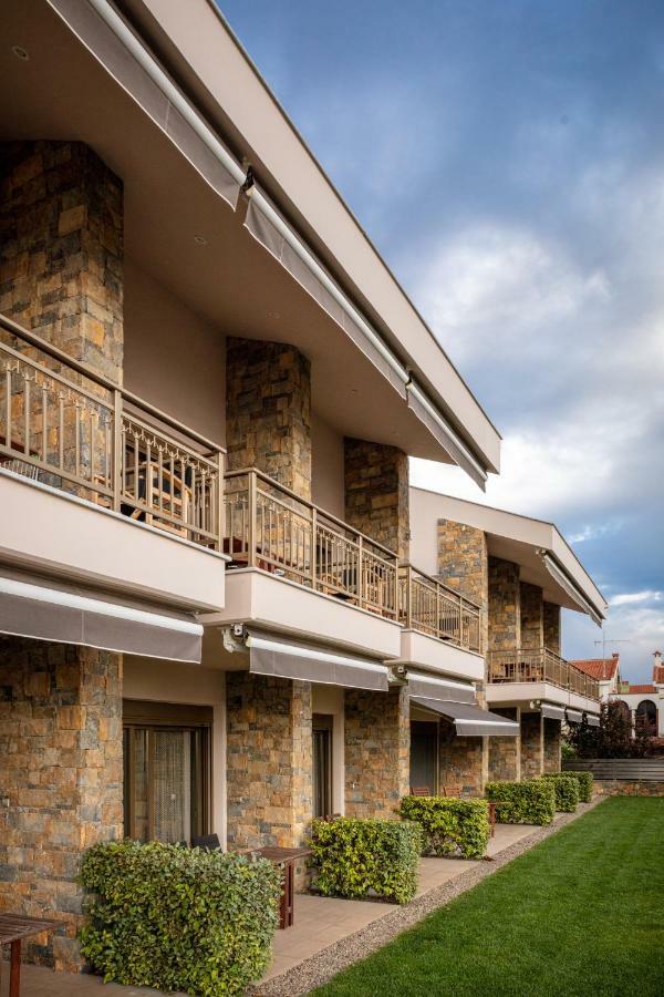 Royalty Suites Seaside Νικήτη Εξωτερικό φωτογραφία