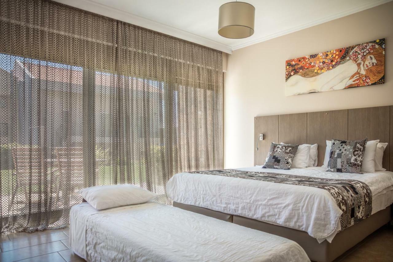 Royalty Suites Seaside Νικήτη Εξωτερικό φωτογραφία