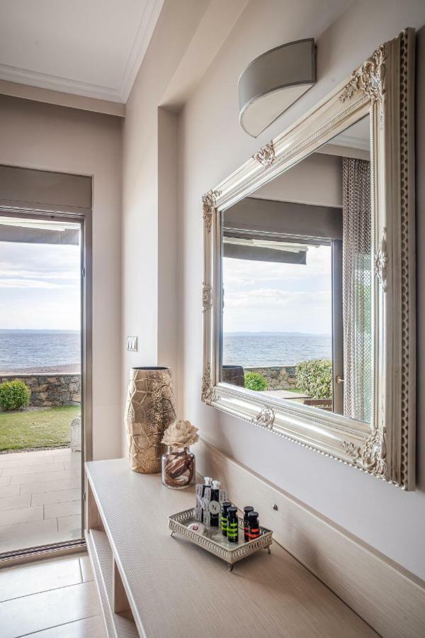 Royalty Suites Seaside Νικήτη Εξωτερικό φωτογραφία