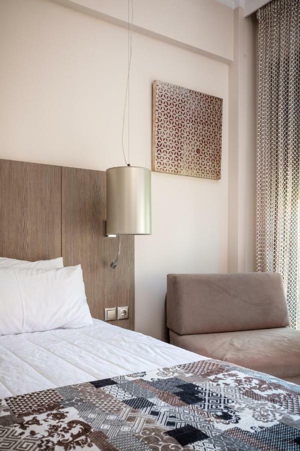 Royalty Suites Seaside Νικήτη Εξωτερικό φωτογραφία