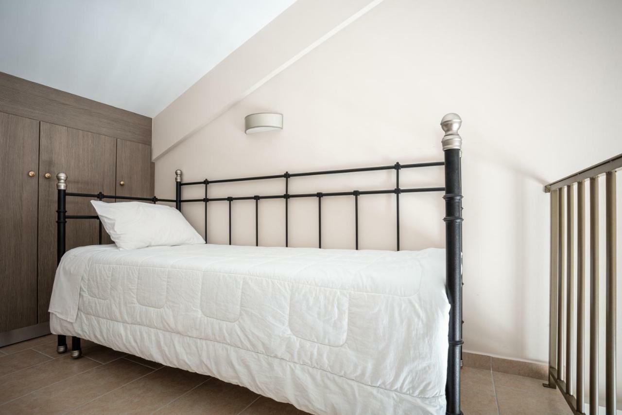 Royalty Suites Seaside Νικήτη Εξωτερικό φωτογραφία